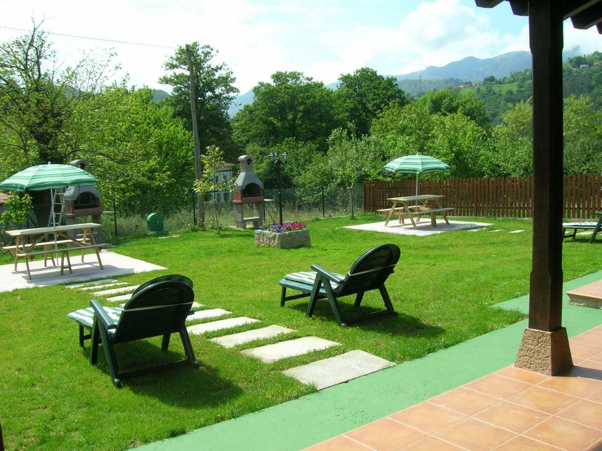 Coviellador Cangas De Onis Guest House Luaran gambar